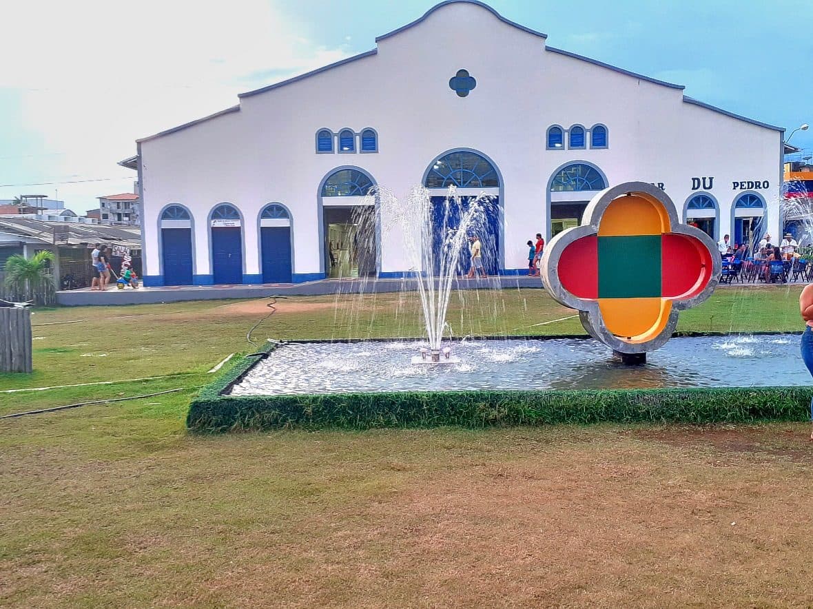 Vista externa do Mercado Central de Macapá
