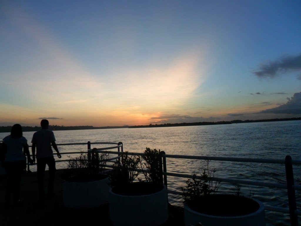 Vista do pôr do sol na cidade de Marabá