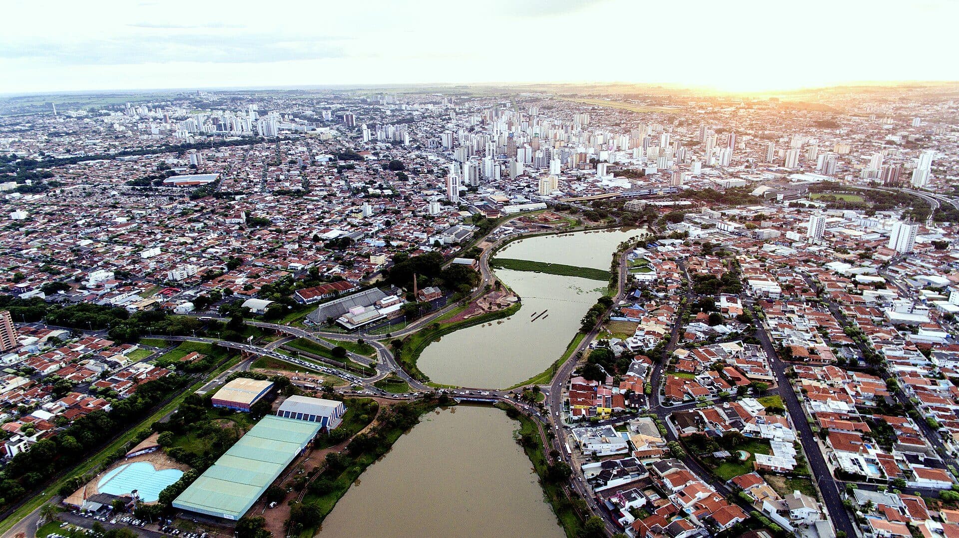 Vista aérea de Rio Preto registrada por drone