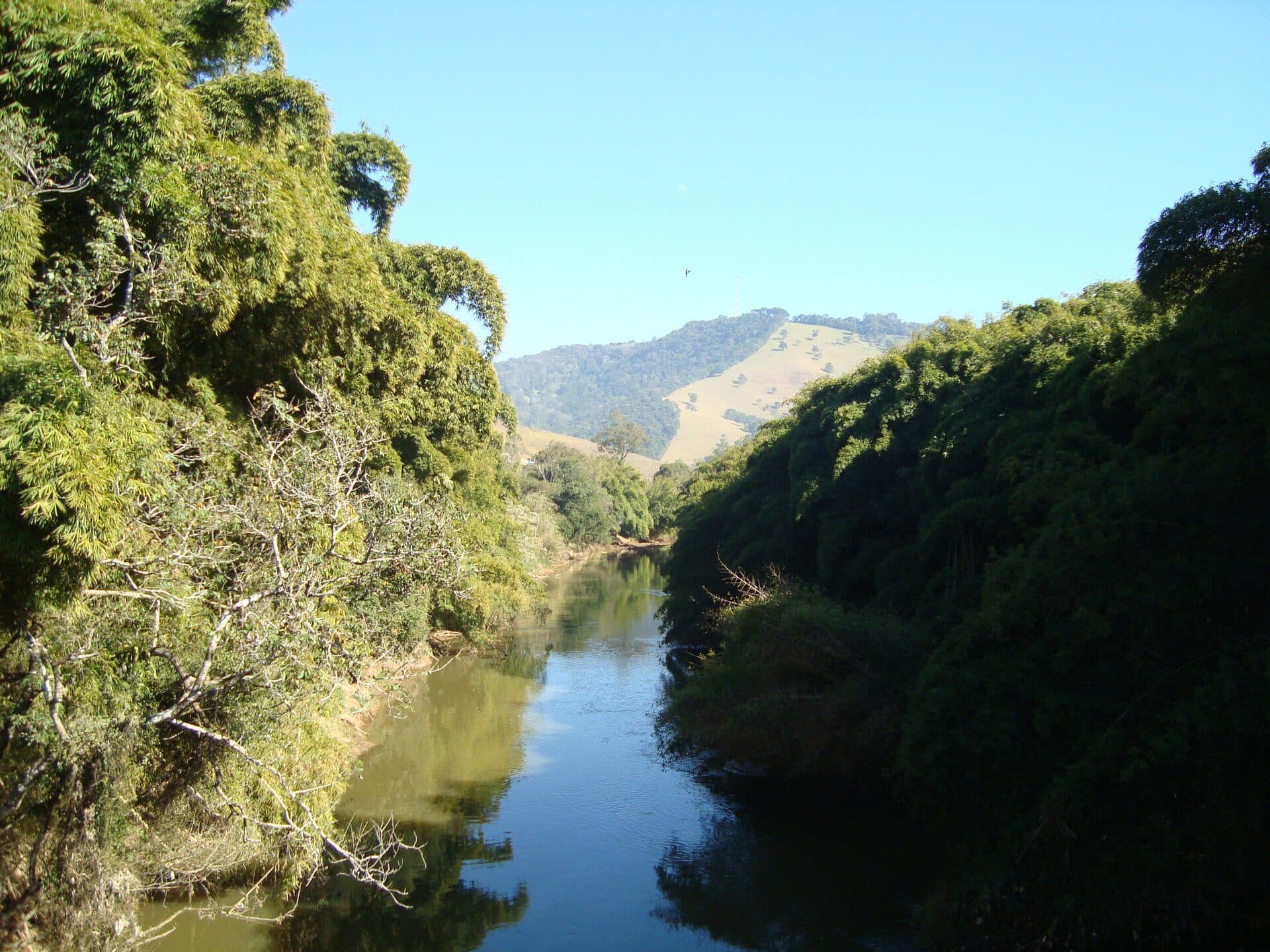 Vista do Rio Verde em São Lourenço, Brasil