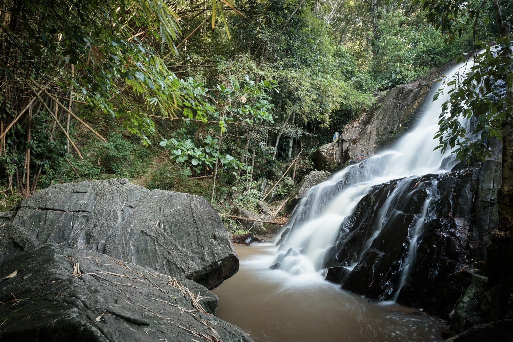 Vista da Cachoeira Bulha D'água na Reserva Biológica de Saltinho, em Pernambuco