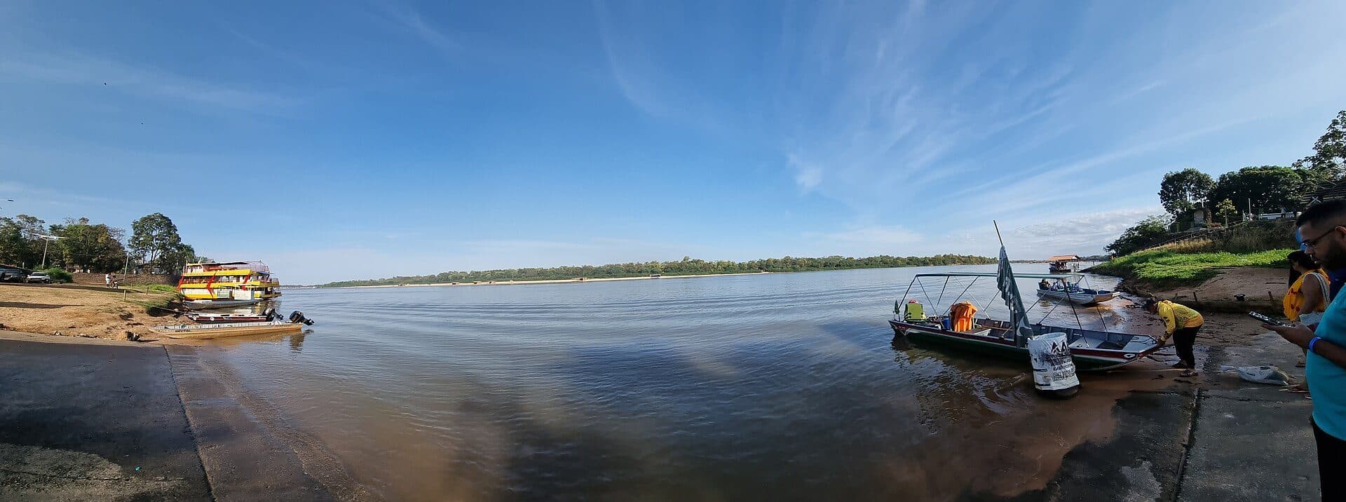 Vista do Rio Araguaia na região de Aruanã, na fronteira entre Goiás e Mato Grosso.