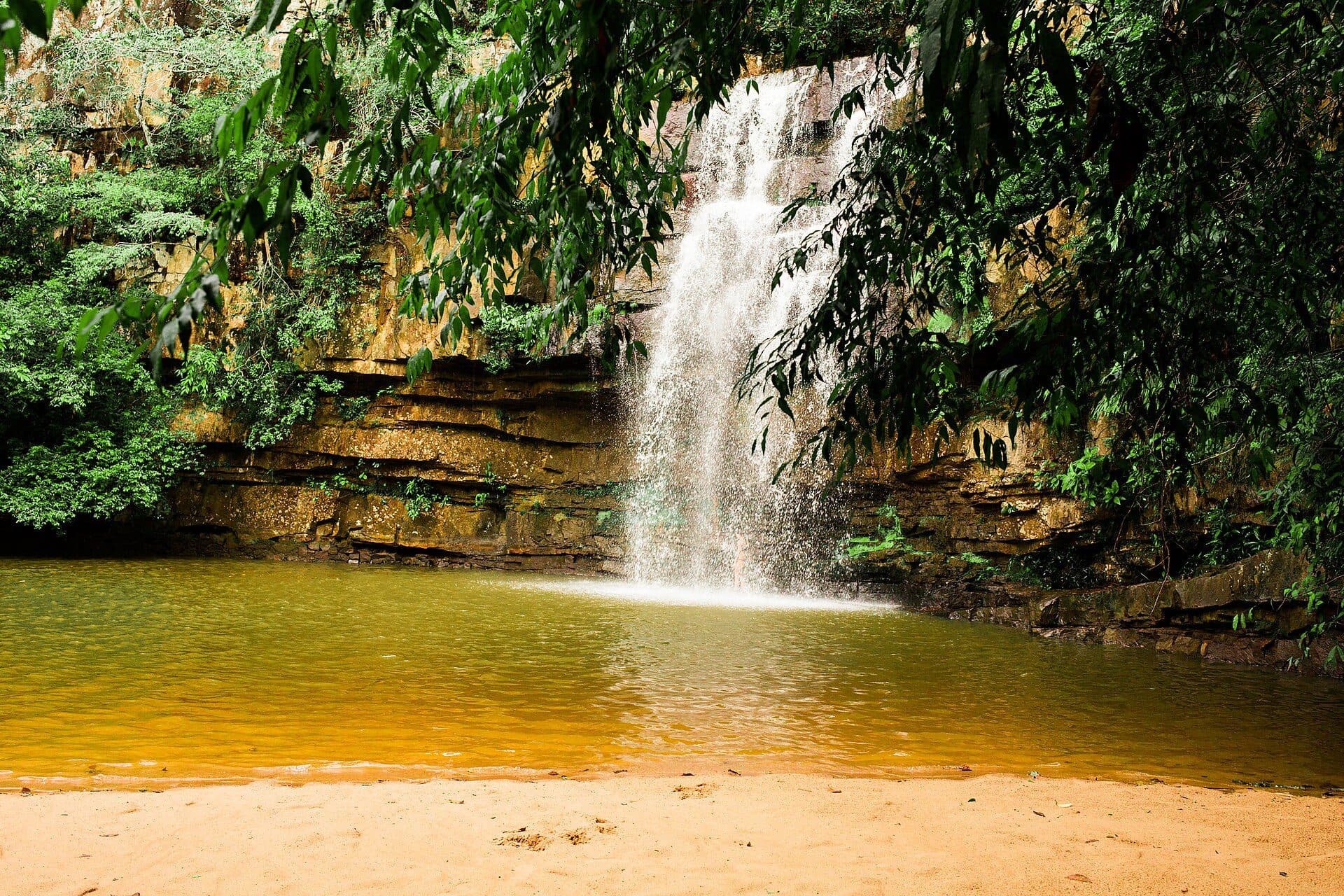 Vista da Cachoeira da Usina no Parque Estadual Serra Azul em Barra do Garças