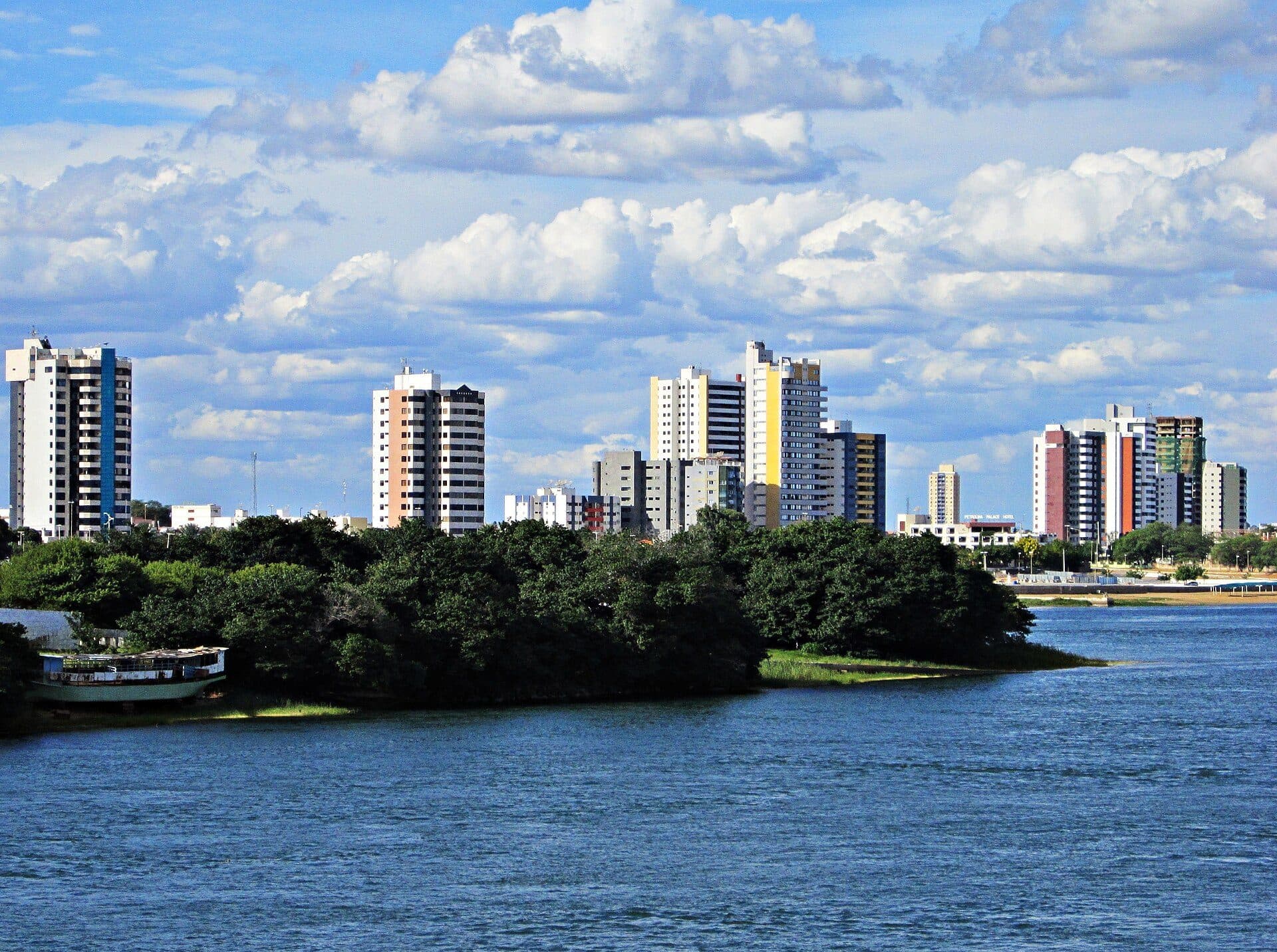 Vista da Ilha do Fogo e da Orla I em Petrolina, Pernambuco