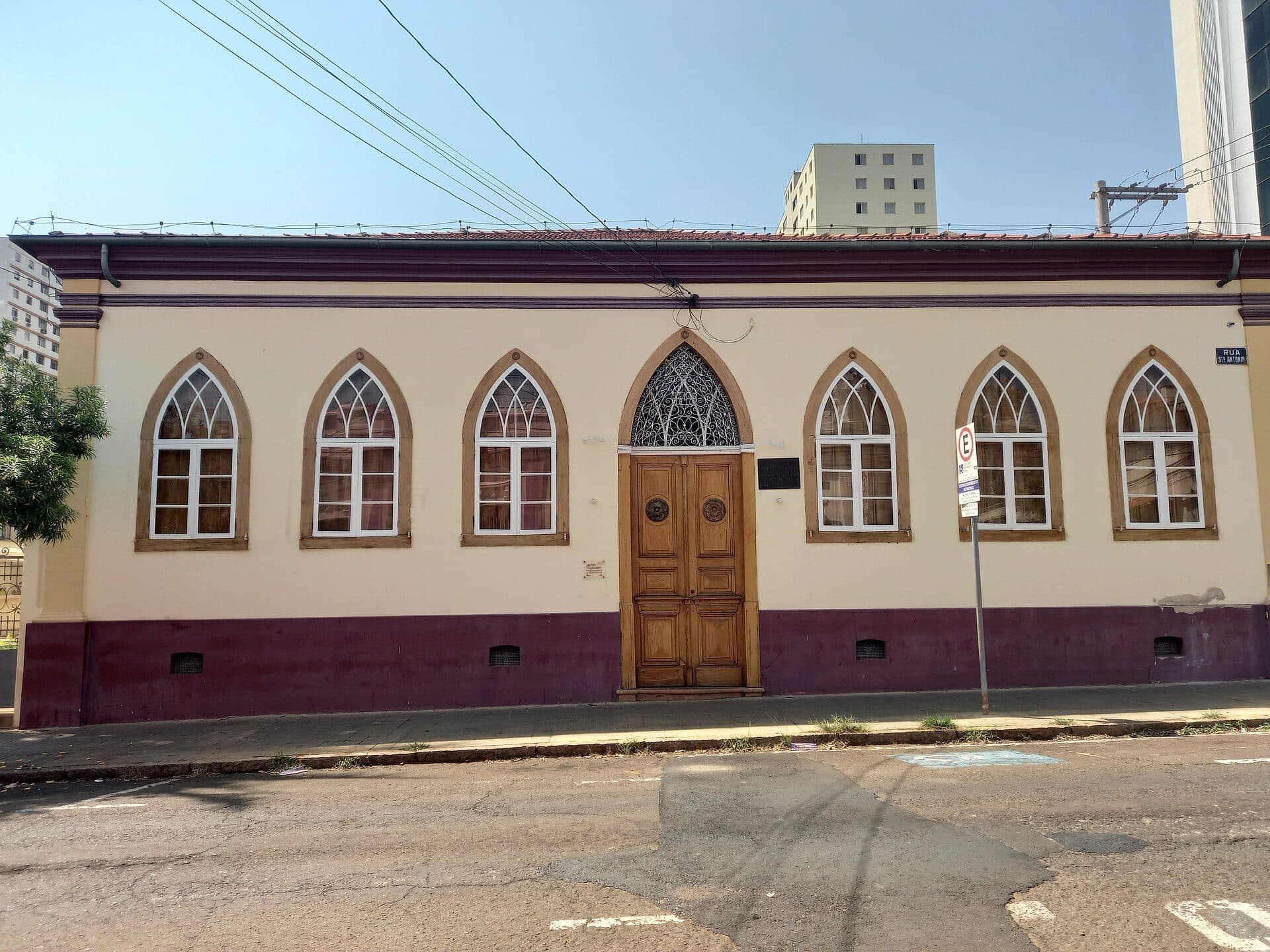 Vista da fachada da Casa de Prudente de Moraes