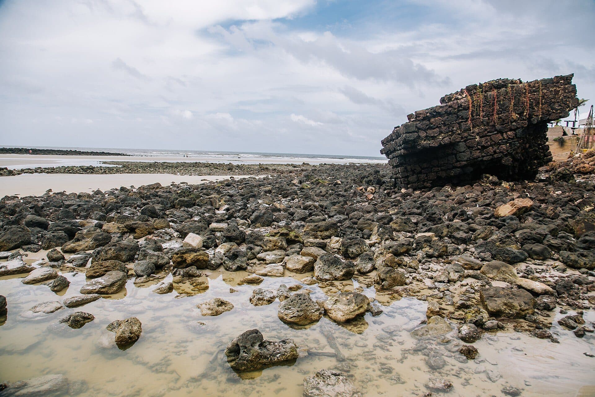 Vista da Praia do Farol Velho em Salinópolis, Pará