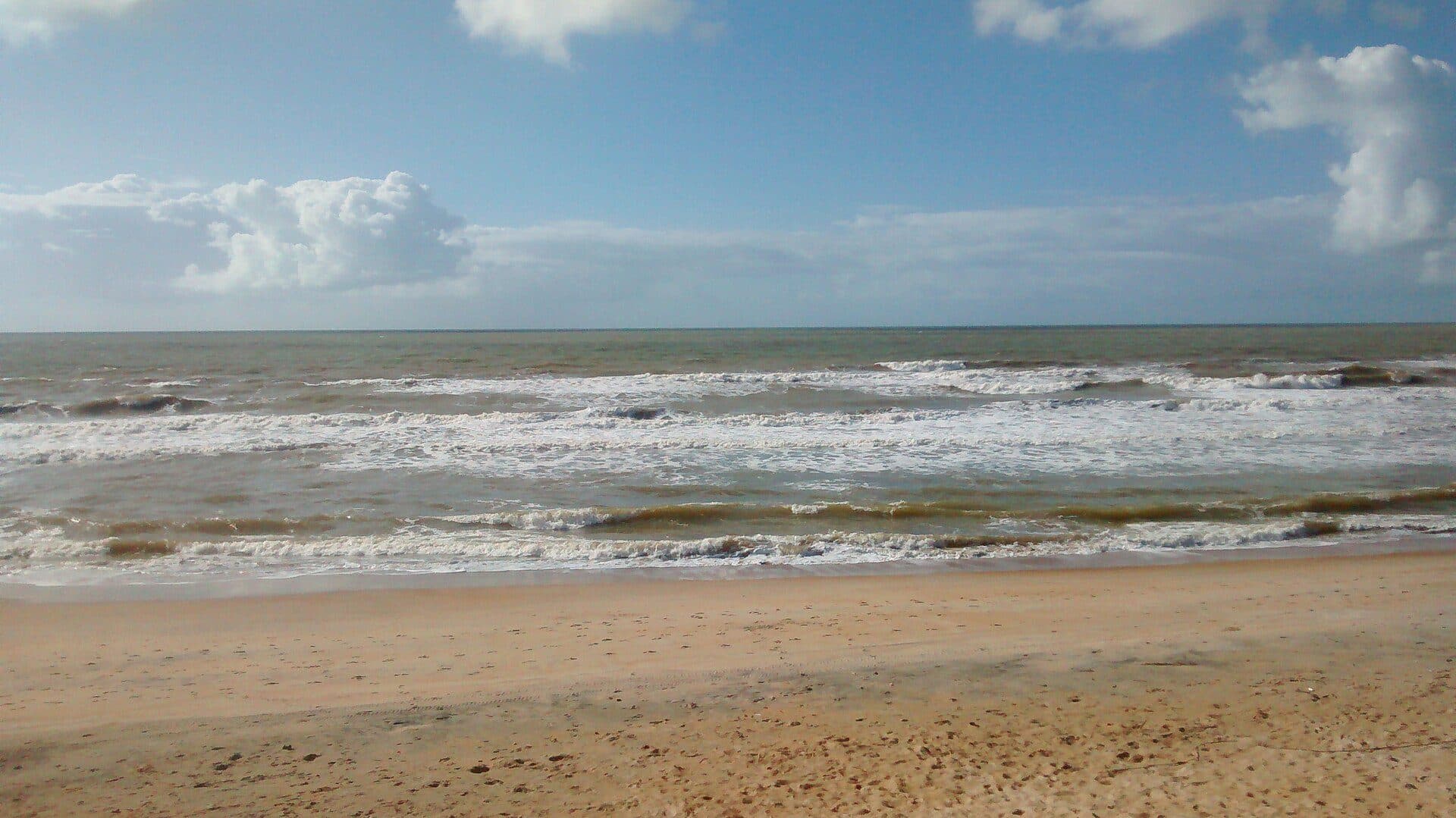 Praia de Guriri