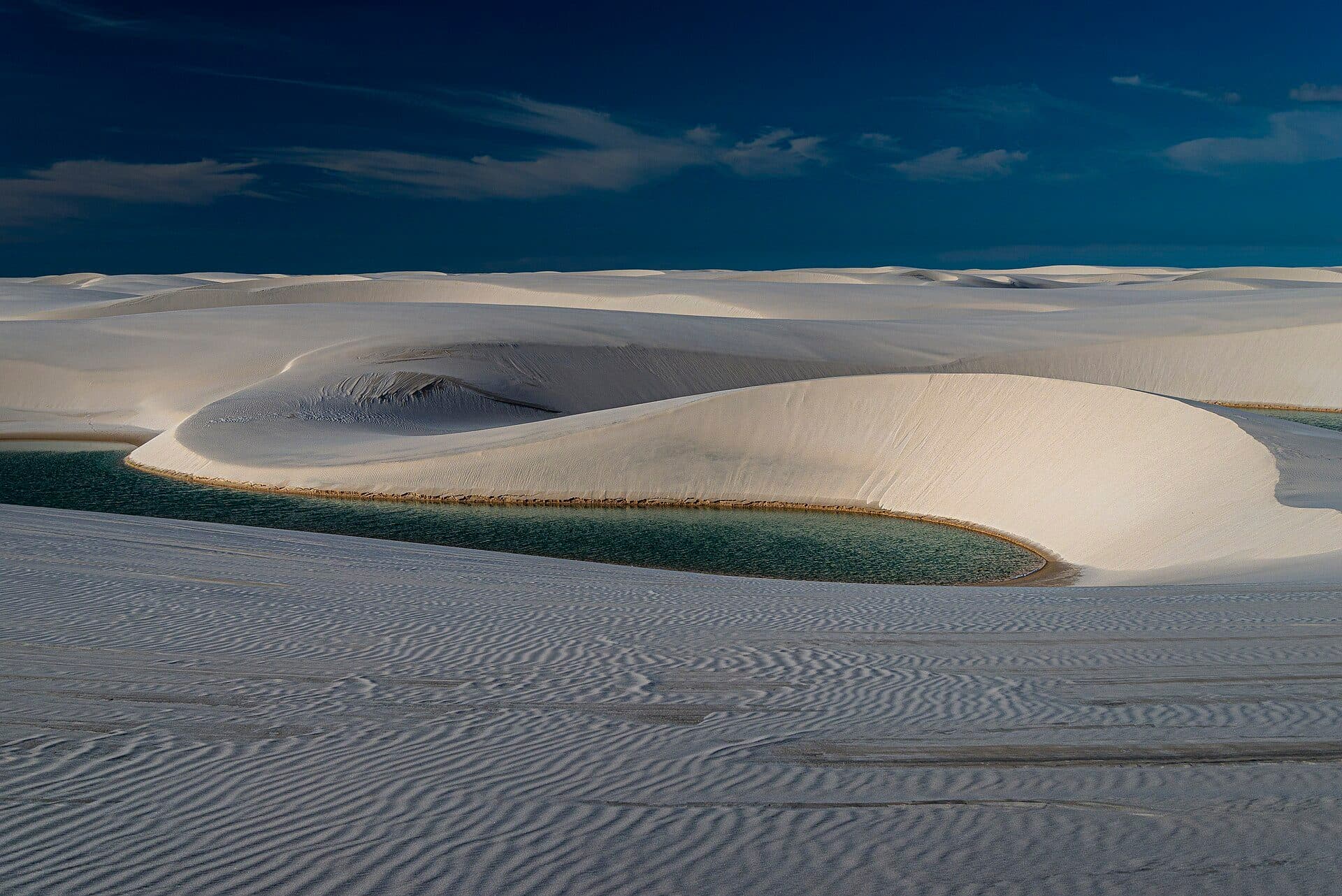 Vista das dunas e lagoas do Parque Nacional dos Lençóis Maranhenses