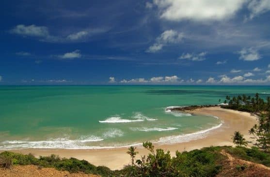 Vista da Praia de Coqueirinho na Costa do Conde, na Paraíba