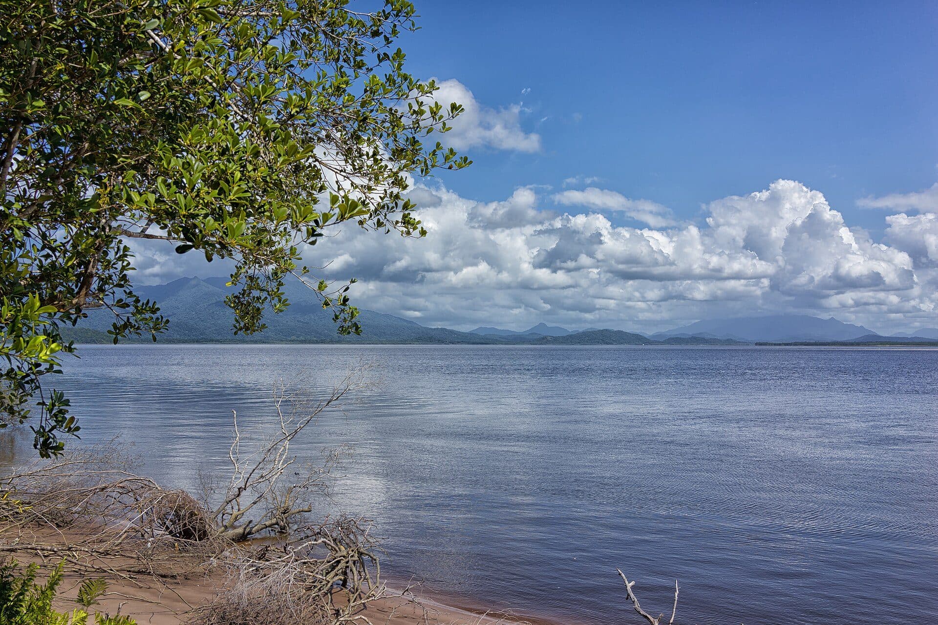 Vista da paisagem litorânea de Ilha Comprida