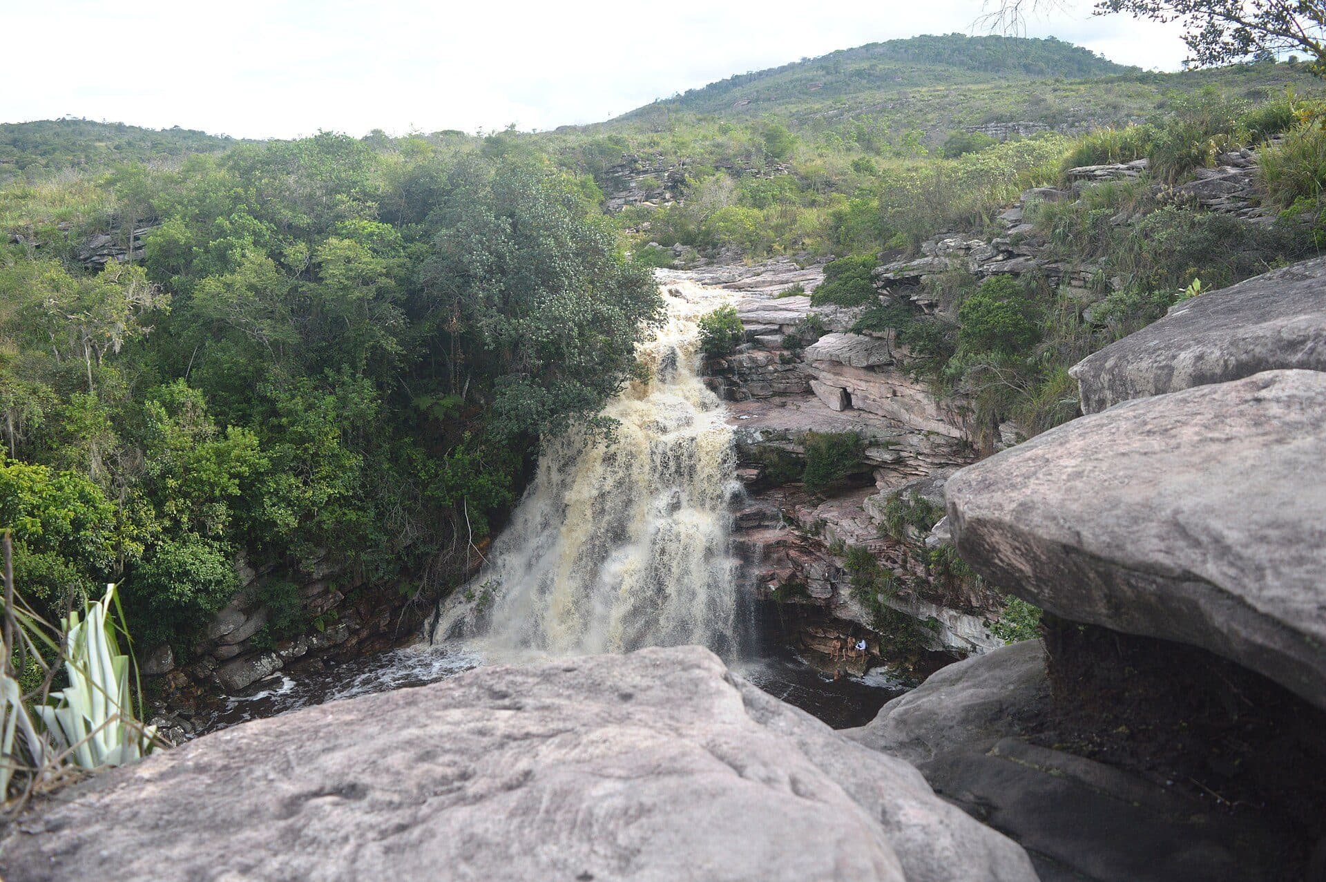 Vista da Cachoeira do Poço do Diabo em Lençóis, Bahia