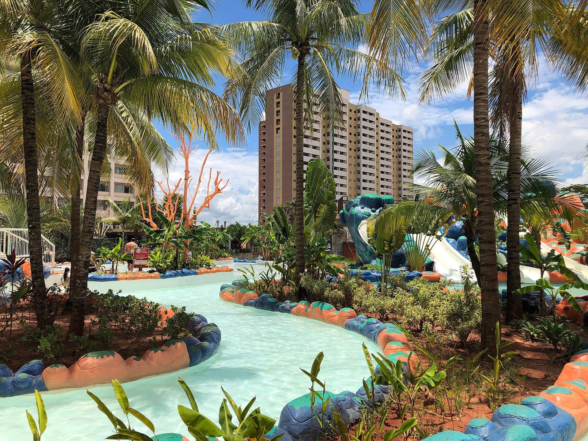 Vista da área de lazer do Hot Beach Parks and Resorts em Olímpia