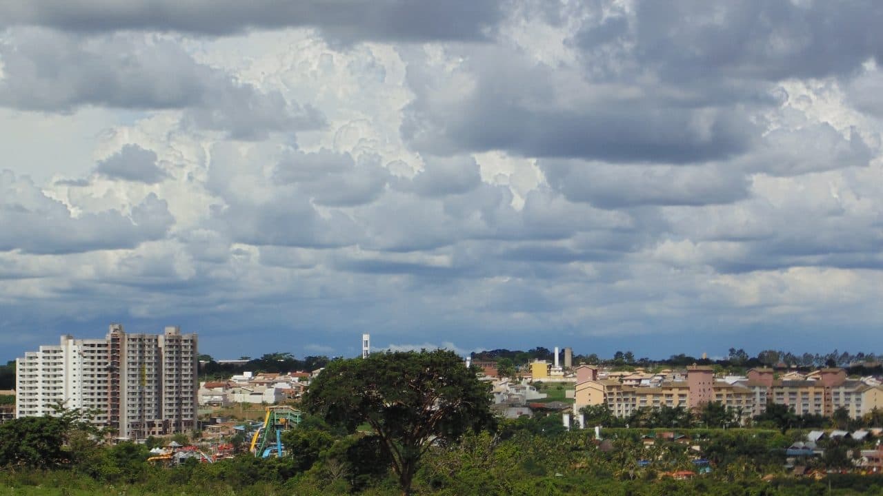 Vista da região dos parques na cidade de Olímpia, São Paulo