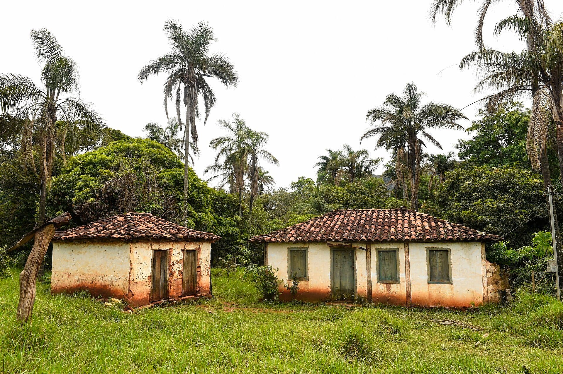 Vista da paisagem de Lapinha em Santana do Riacho, Minas Gerais