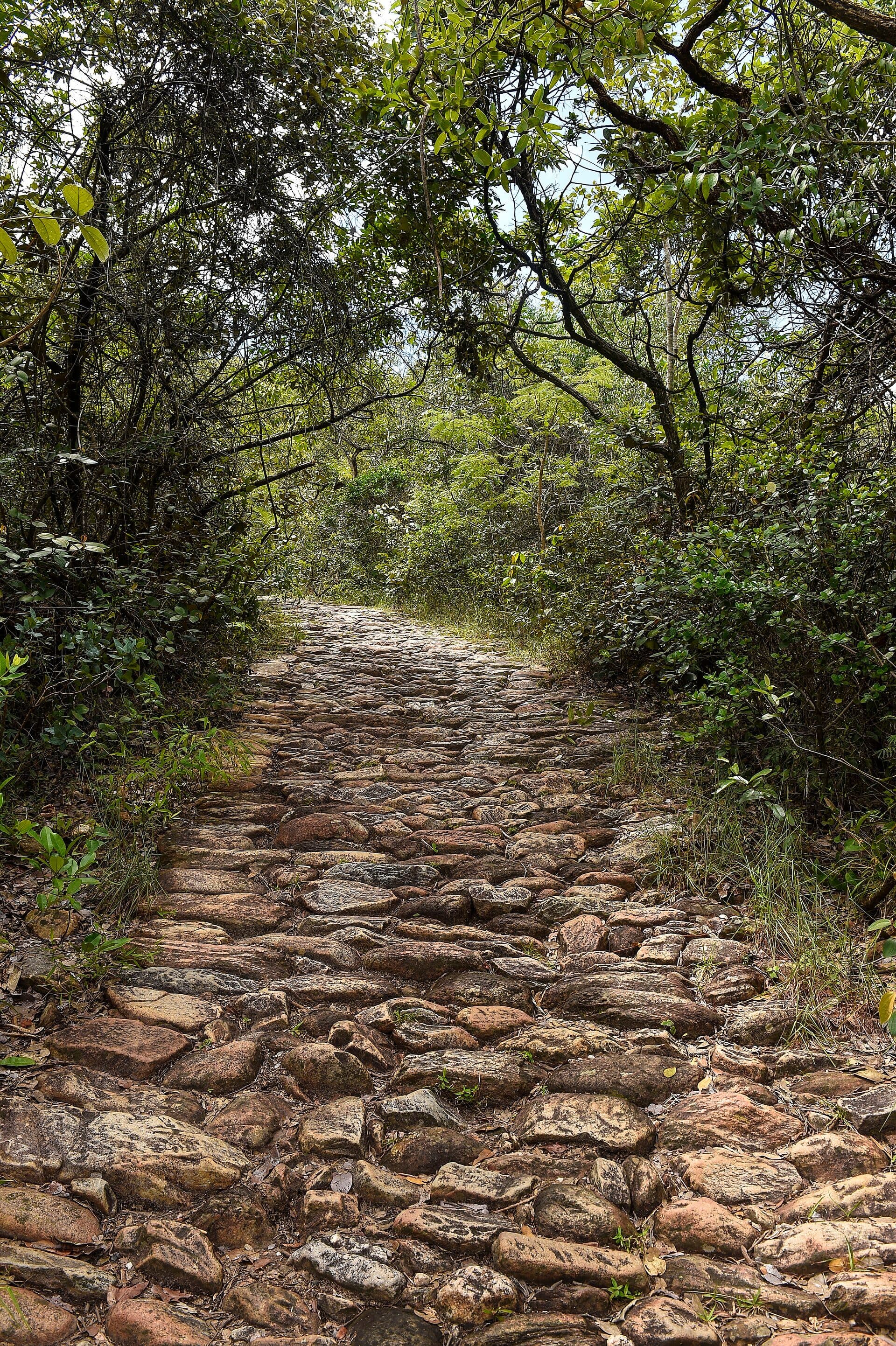 Trecho do Caminho dos Escravos em Santana do Riacho, Minas Gerais