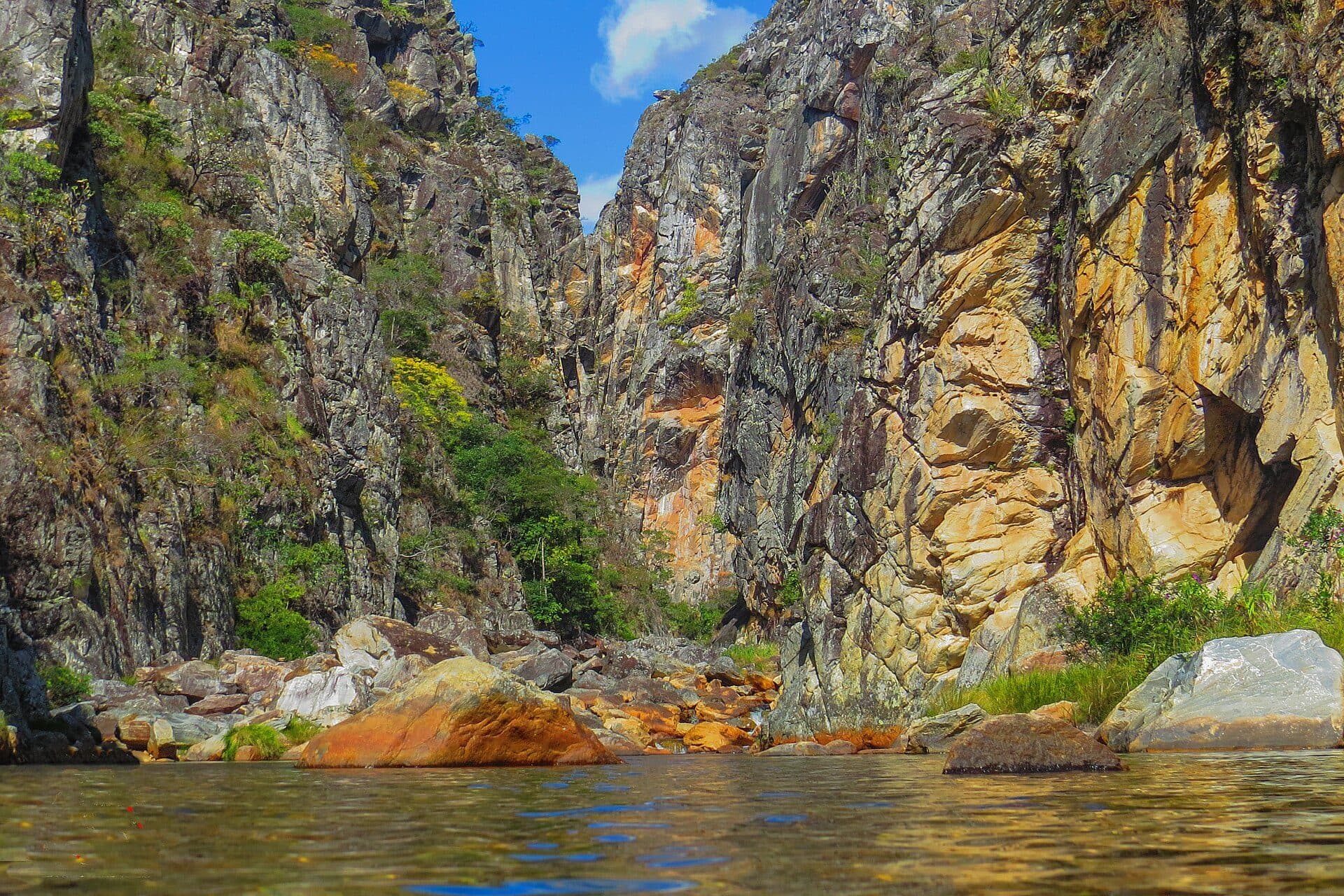 Vista do Cânion das Bandeirinhas em Jaboticatubas, Minas Gerais