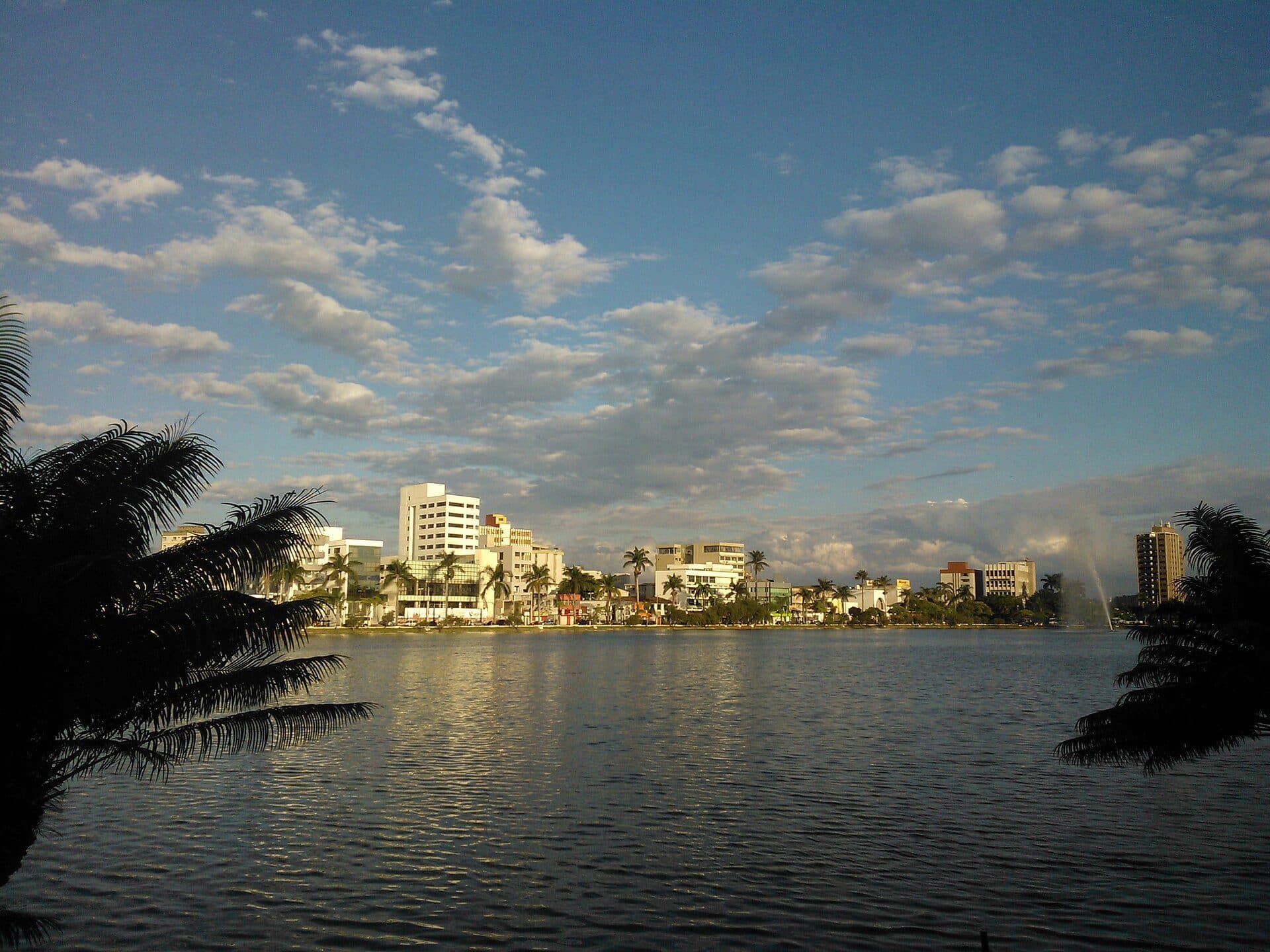 Vista da Lagoa Paulino em Sete Lagoas, Minas Gerais
