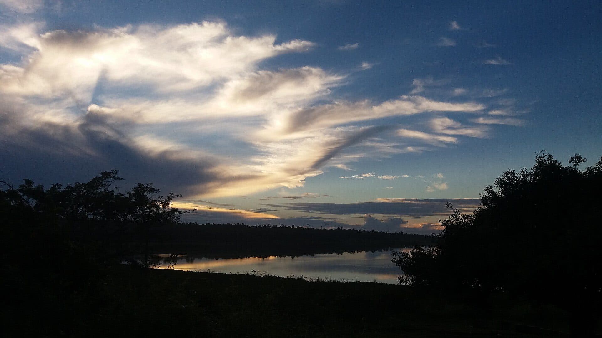 Nascer do sol na cidade de Trairi, no Ceará